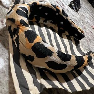 Lele SILK LEOPARD PRINT HEADBAND